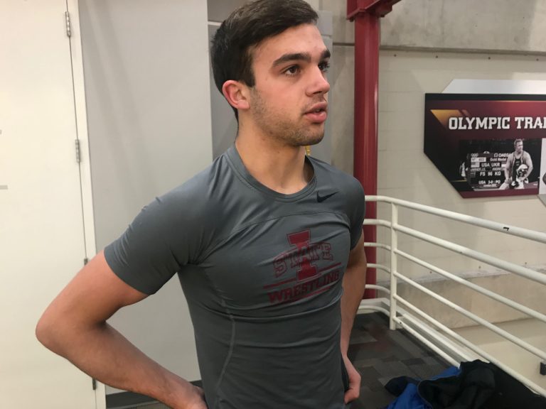 WRESTLING: New 125-pounder Sinjin Briggs to start Friday