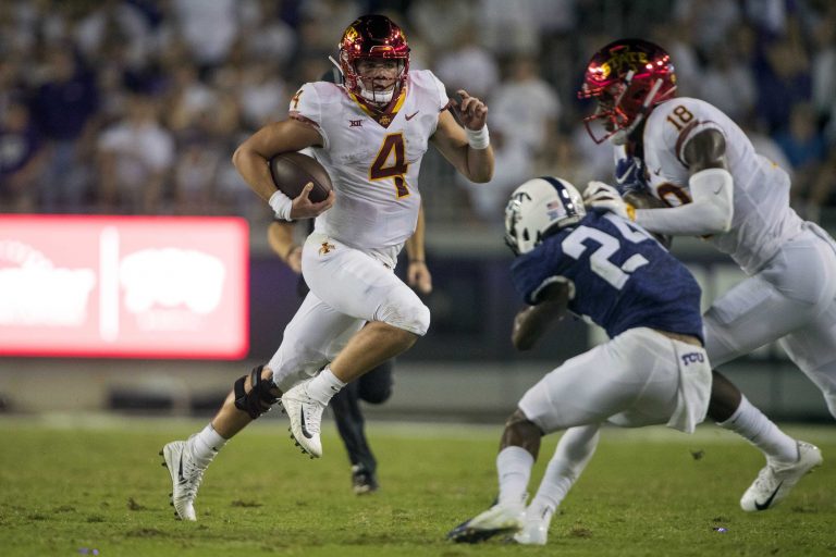 Former Cyclone Zeb Noland joins South Carolina QB room