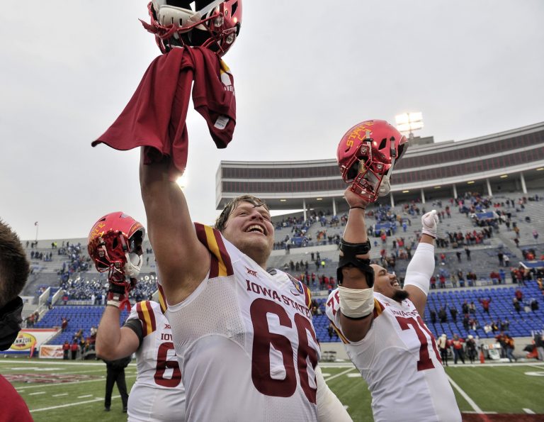 GRAY: From Memphis to San Antonio, “identity” set the stage for the Cyclones