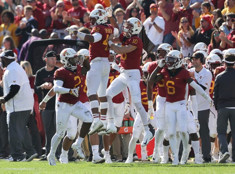Big 12 media tabs Cyclones third in preseason football poll