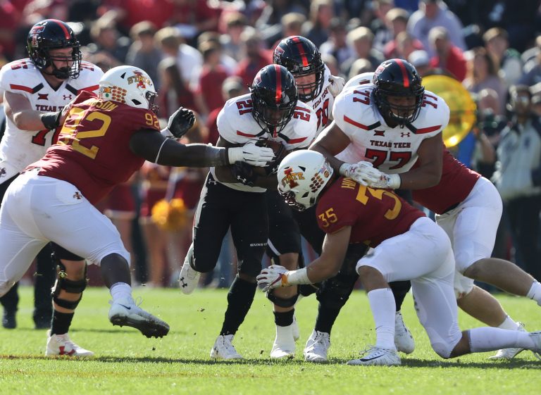Jake Hummel “putting a lot of pressure” on himself for expanded role at LB