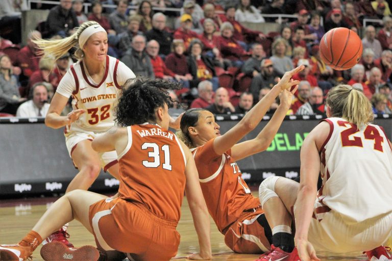 WBB: Cyclones suffer first Big 12 loss in “street fight” with Longhorns