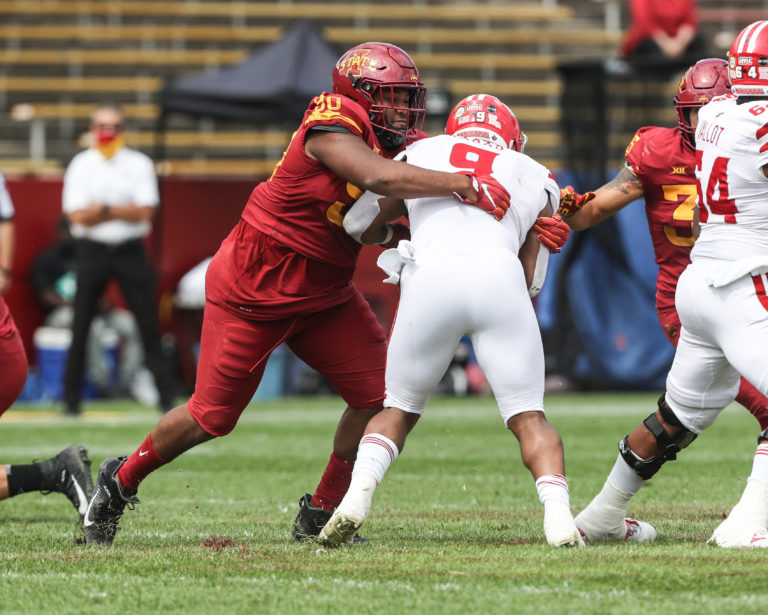 NOTEBOOK: ISU’s D-line play one of a handful of bright spots in 31-14 season-opening loss