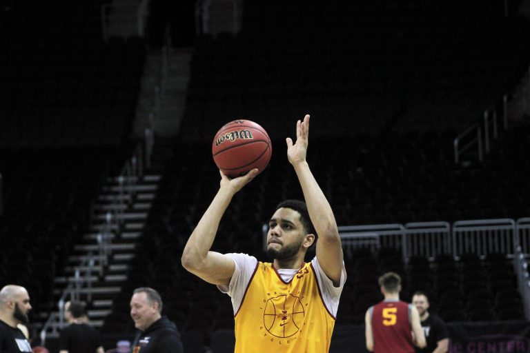 Tristan Enaruna enters transfer portal