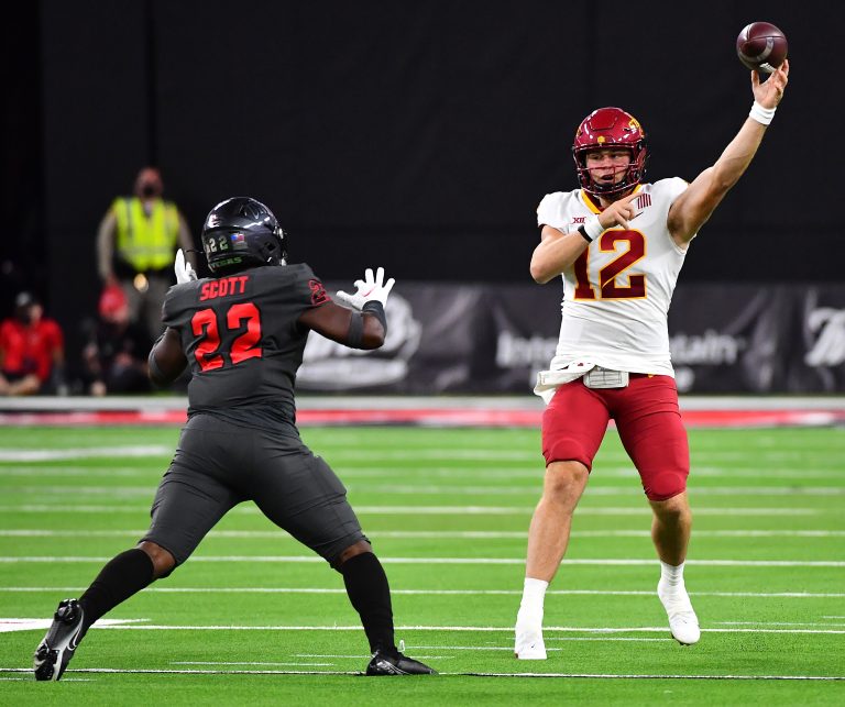 Prove it: Hunter Dekkers prepares for first collegiate start