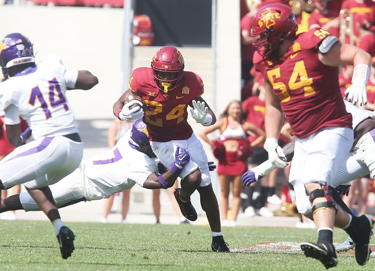 NOTEBOOK: Becht blossoms, Bacon bruises & Abu Sama serves up “flavor” via 26-yard run