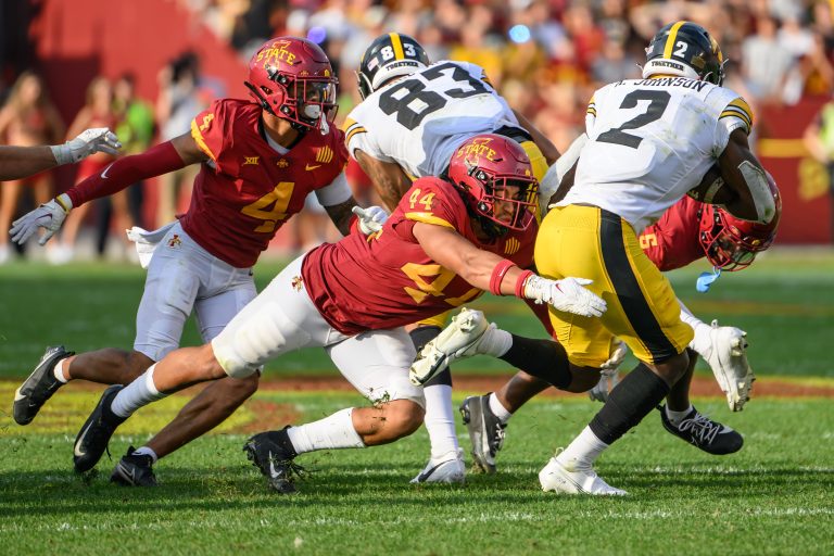 Iowa State linebacker Jacob Ellis learned how to excel from his dad, Jeff, a former Ohio State star