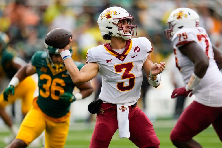 Iowa State QB Rocco Becht carries “it” factor into Liberty Bowl matchup with Memphis