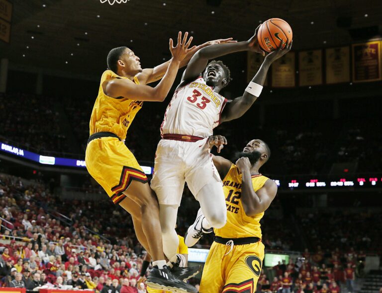 Iowa State freshman Omaha Biliew delivers a breakout performance in 92-37 rout of Grambling