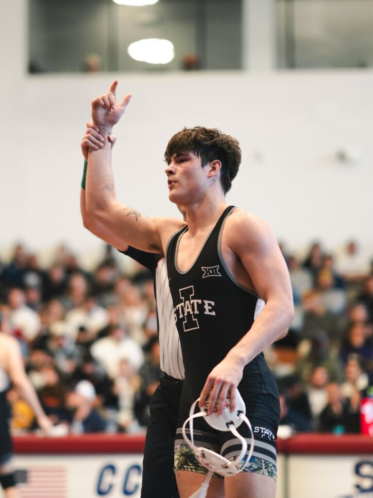 No. 5 Cyclones Dominate on the road, defeat California Baptist 39-3