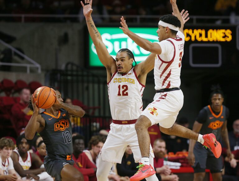 Iowa State puts its “foot on the gas,” trounces Oklahoma State, 66-42, Saturday at home