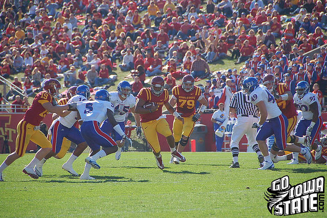 Huskers edge Cyclones in overtime, 31-30
