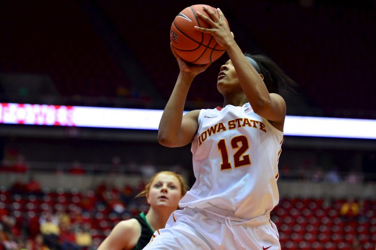 Cyclones misfire from deep, lose second straight