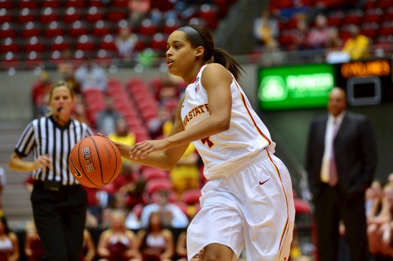 Cyclones break out of slump, crush Wildcats