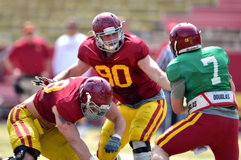 Camp Insider: Meyers and Taylor battle at left D-end