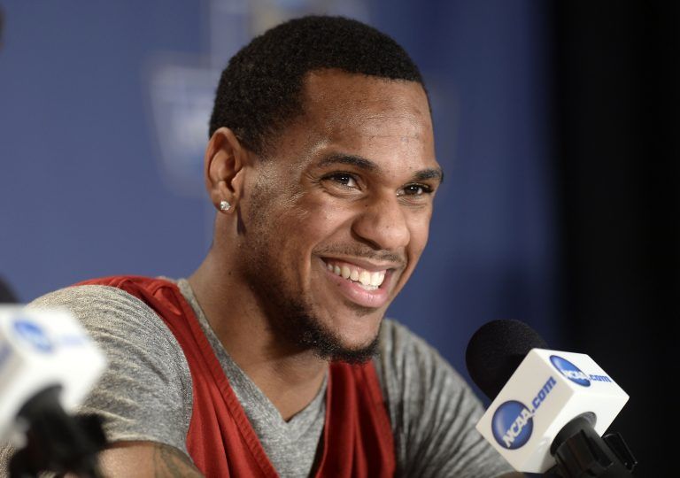 Morris, Mitrou-Long heading to camps