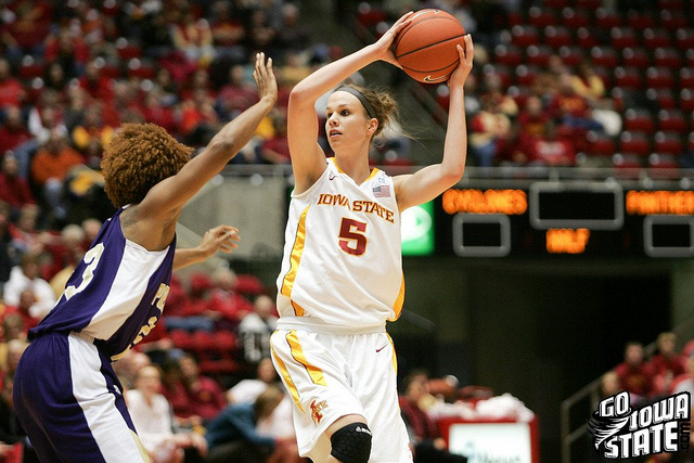 Cyclones pull away, 62-48
